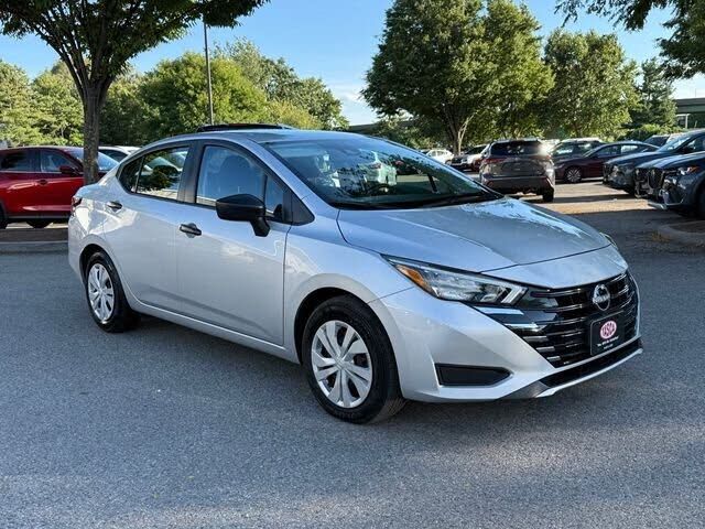 2025 NISSAN Versa