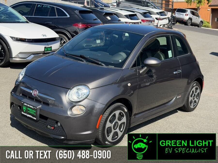 2017 FIAT 500