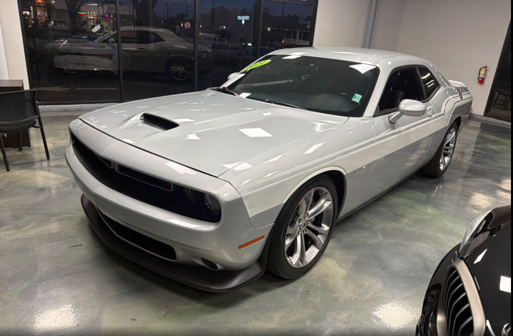 2021 DODGE Challenger
