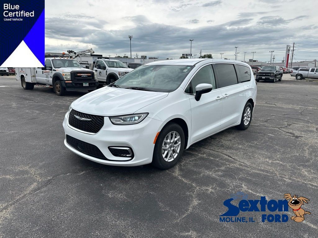 2023 CHRYSLER Pacifica