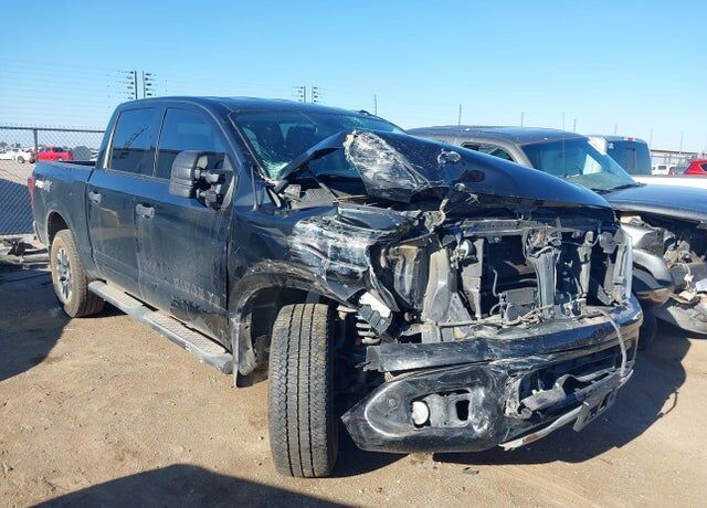 2019 NISSAN Titan