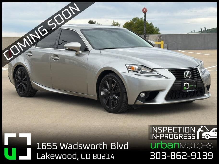 2016 LEXUS IS
