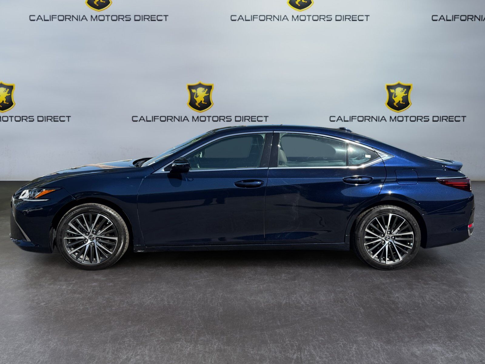 2024 Lexus ES
