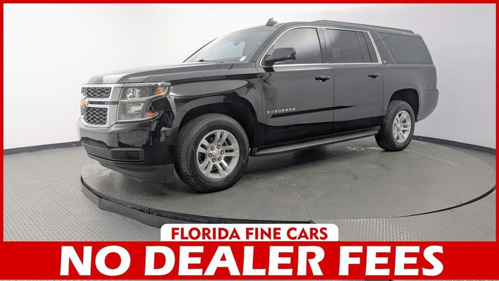 2017 CHEVROLET Suburban