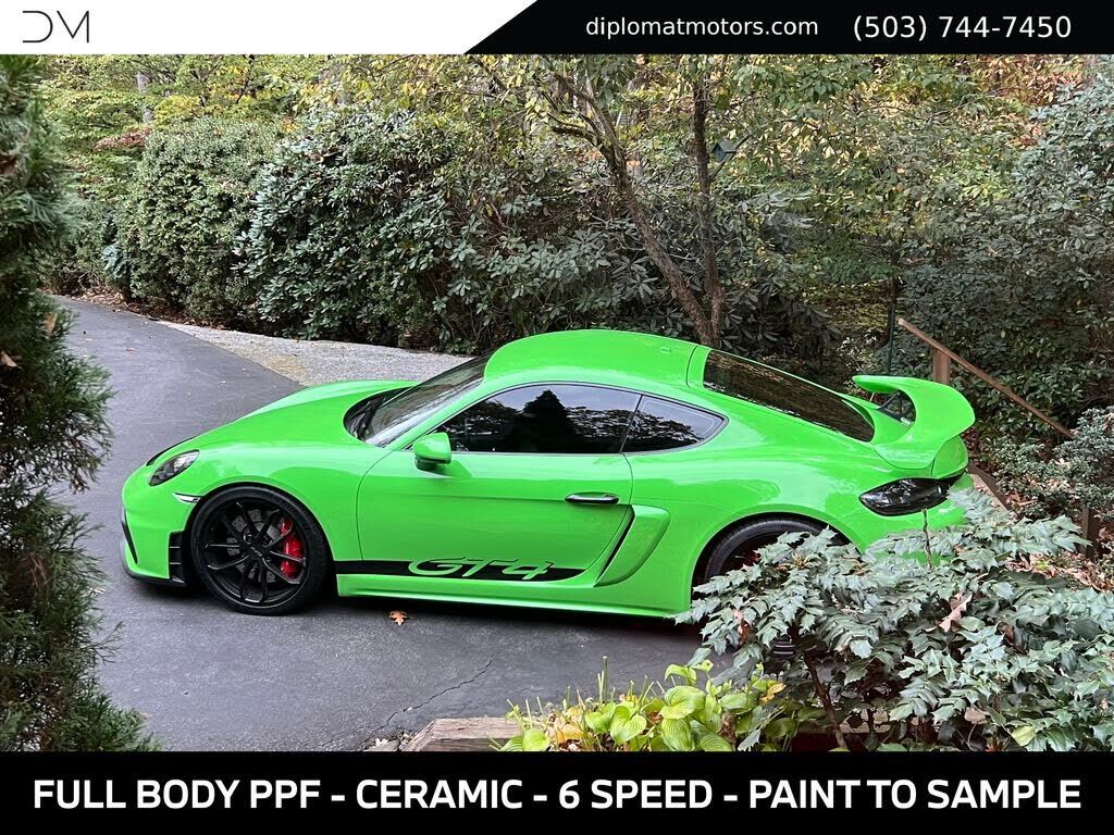 2023 PORSCHE 718