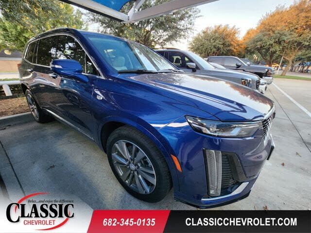 2025 CADILLAC XT6