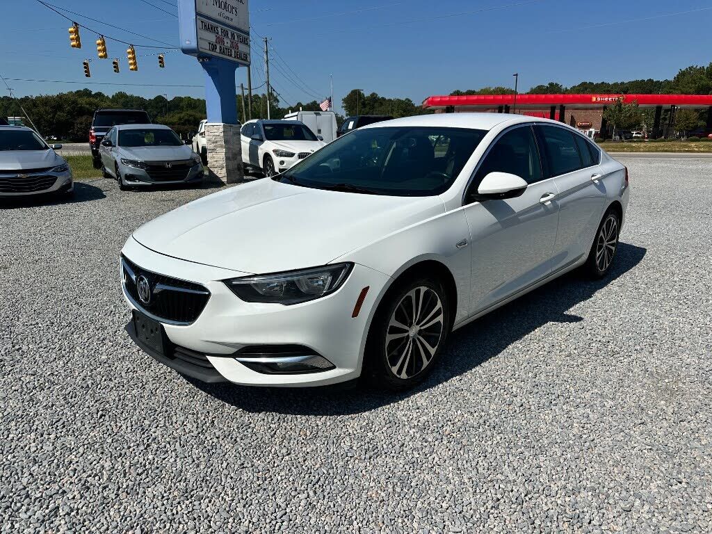 2018 BUICK Regal