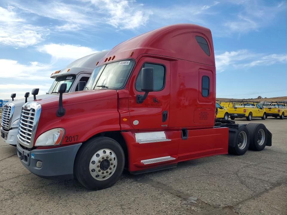 2017 FREIGHTLINER Cascadia