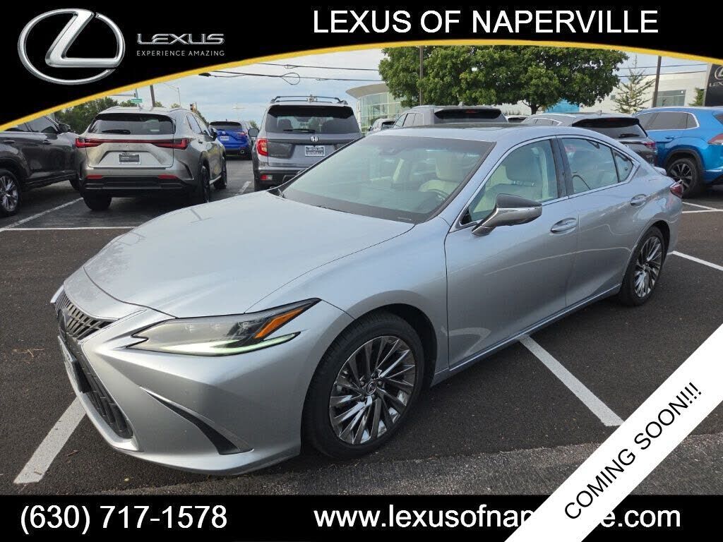 2025 LEXUS ES