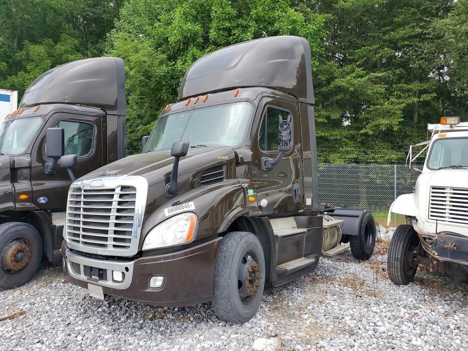 2017 FREIGHTLINER Cascadia