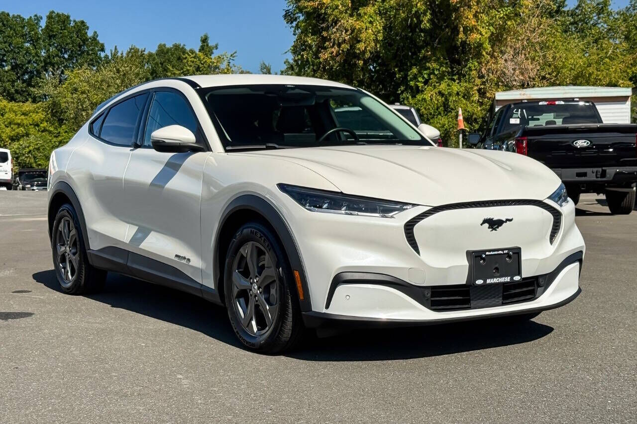 2022 FORD Mach-E
