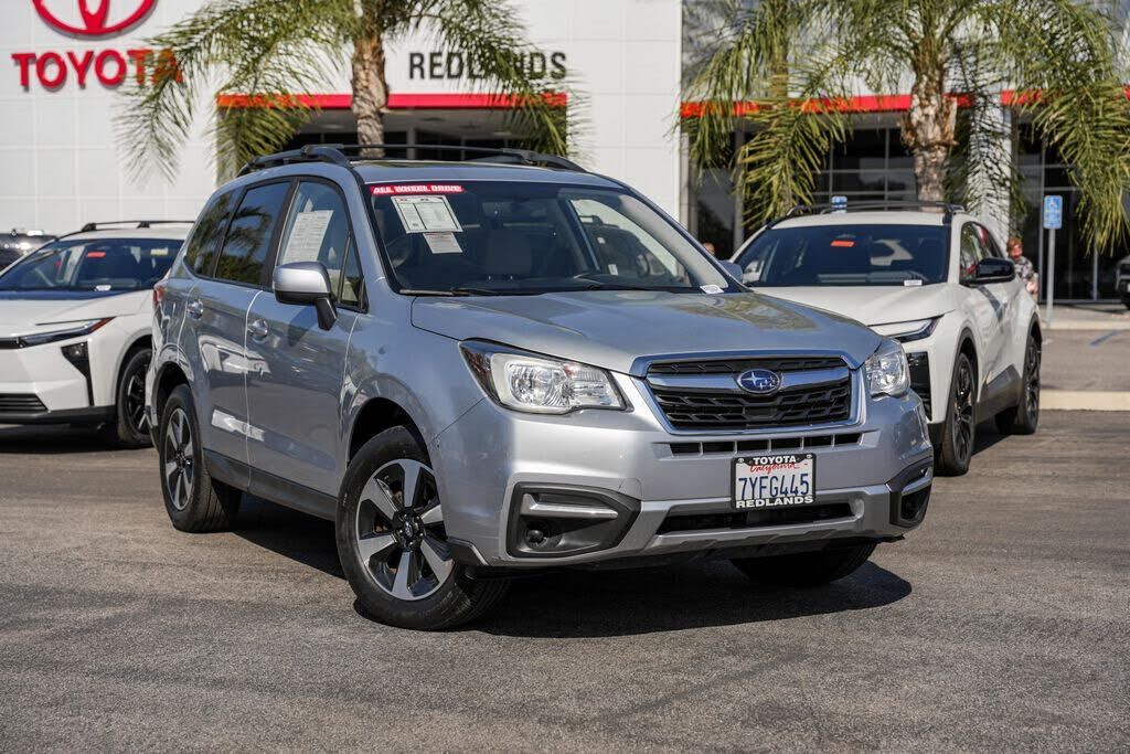 2017 SUBARU Forester