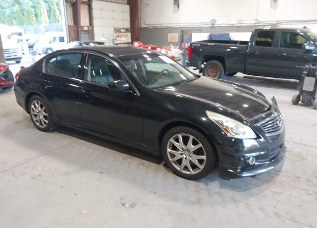 2011 INFINITI G37