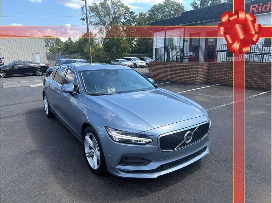 2018 VOLVO S90