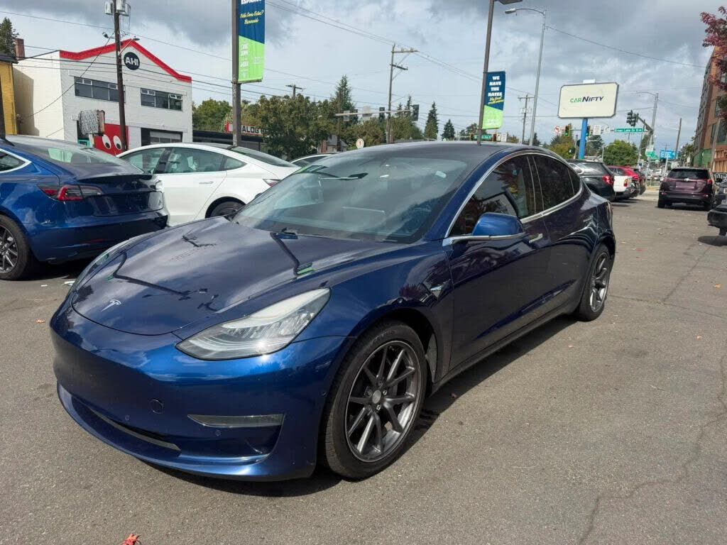 2018 TESLA Model 3