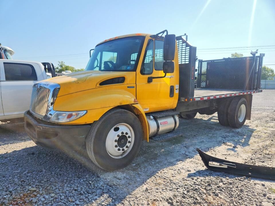 2010 INTERNATIONAL MA025