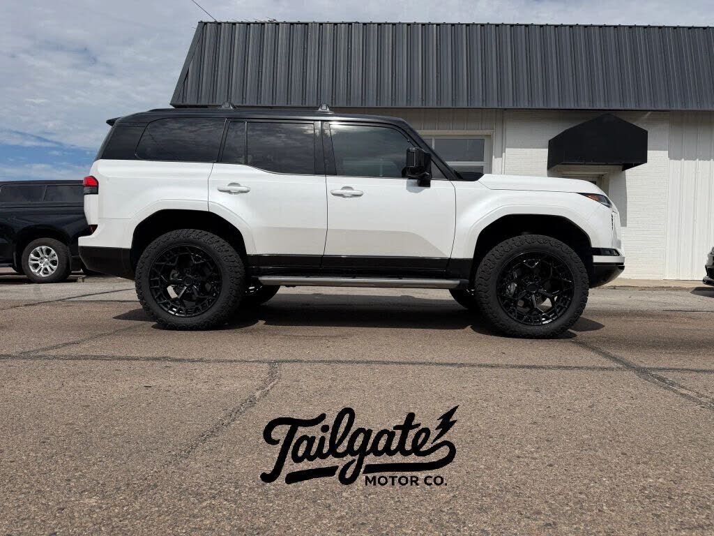 2024 LEXUS GX