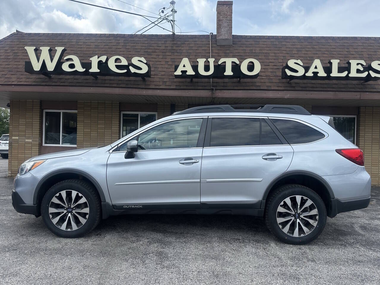 2015 SUBARU Outback