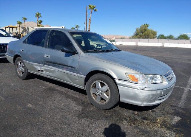2001 TOYOTA Camry