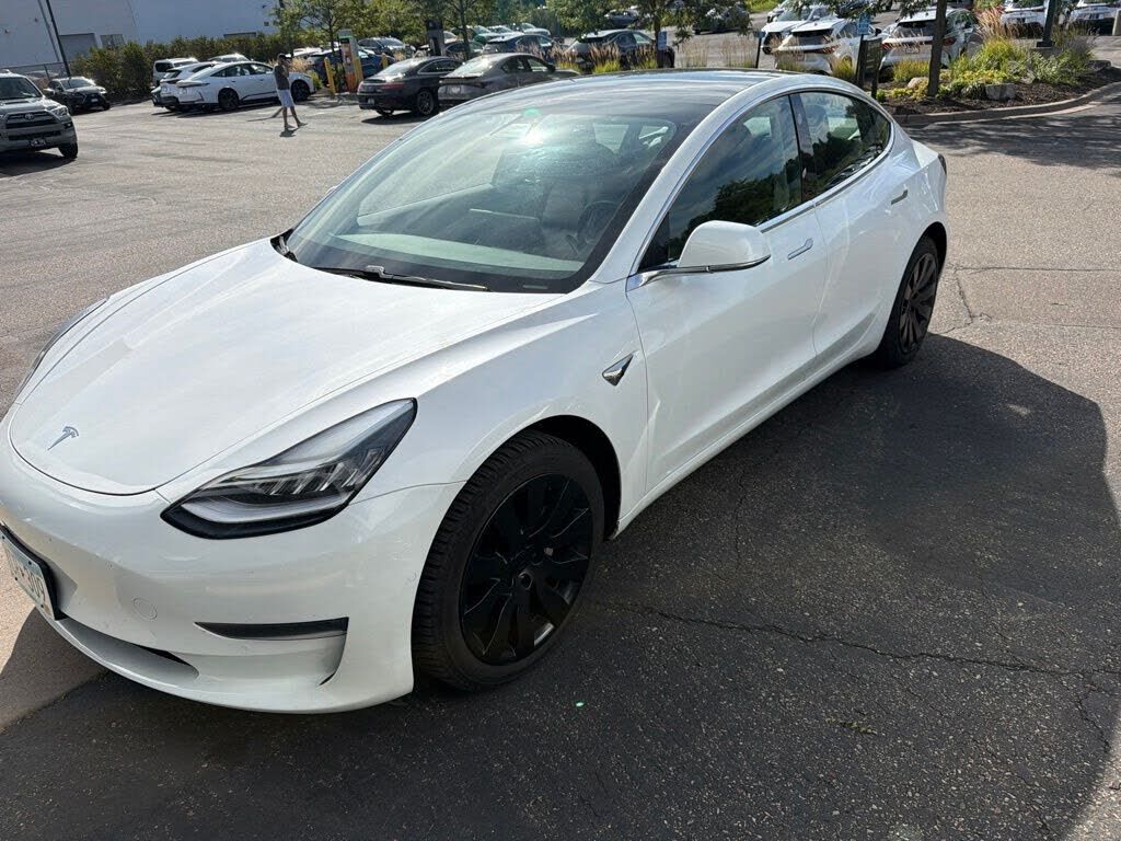 2019 TESLA Model 3