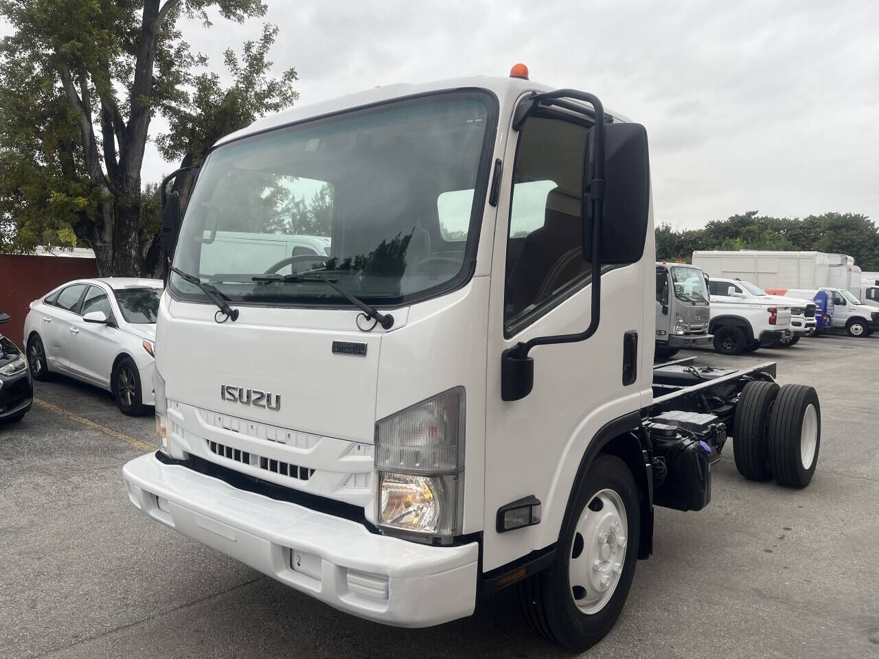 2018 ISUZU NQR/NRR