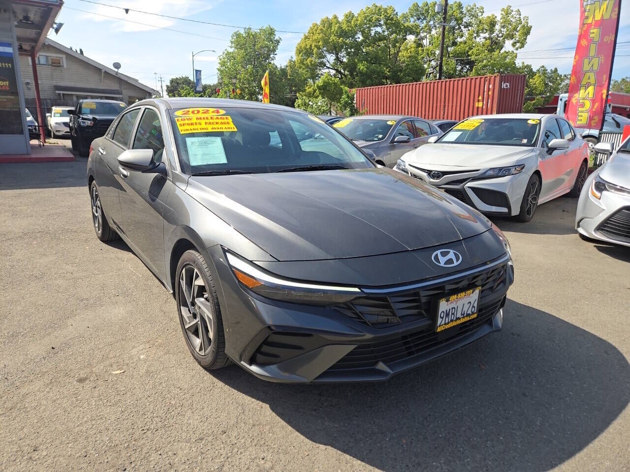 2024 HYUNDAI Elantra