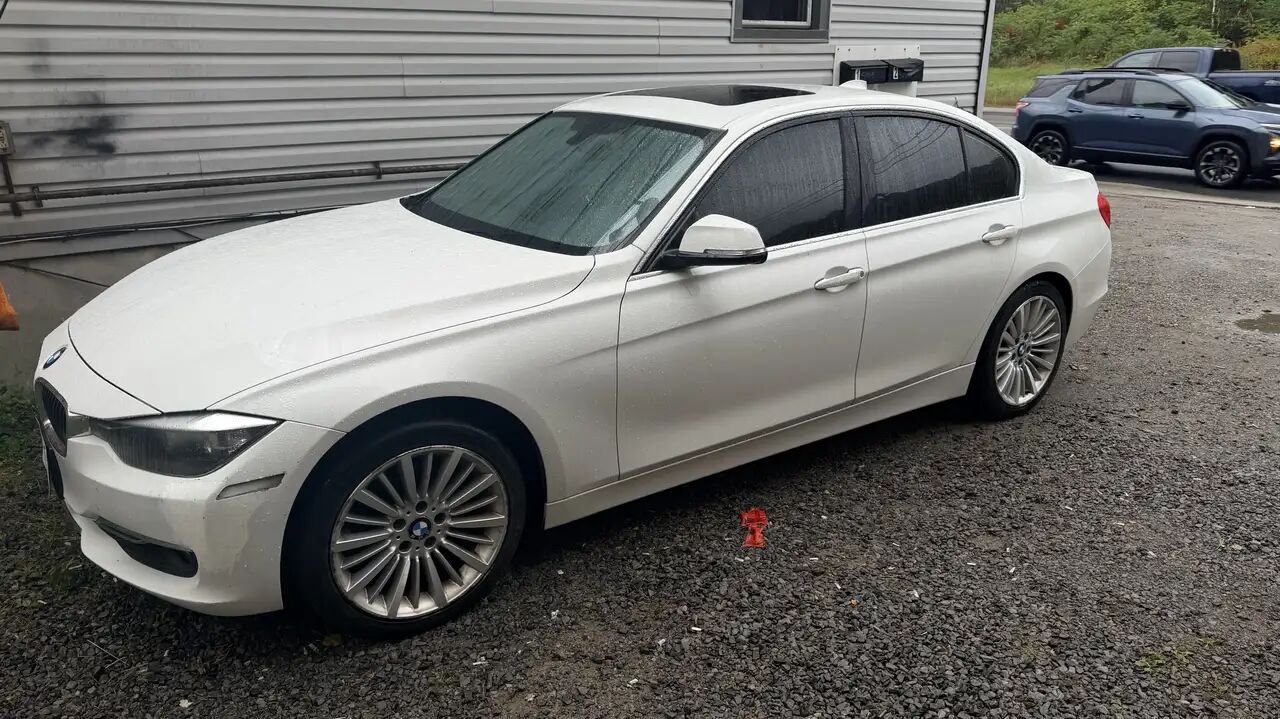 2015 BMW 320i