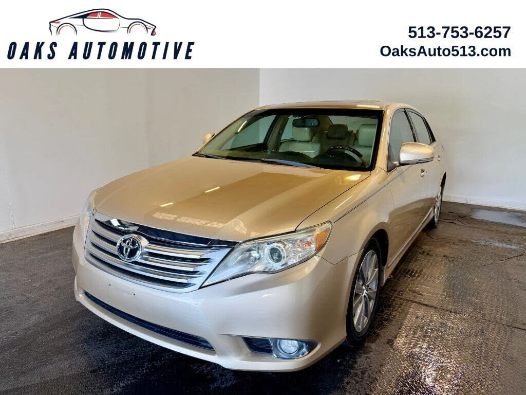 2011 TOYOTA Avalon