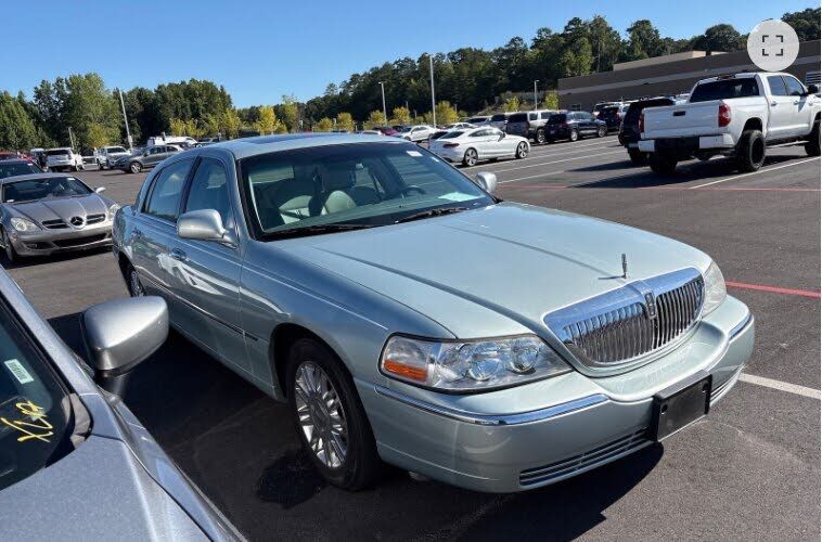 2007 LINCOLN Town Car