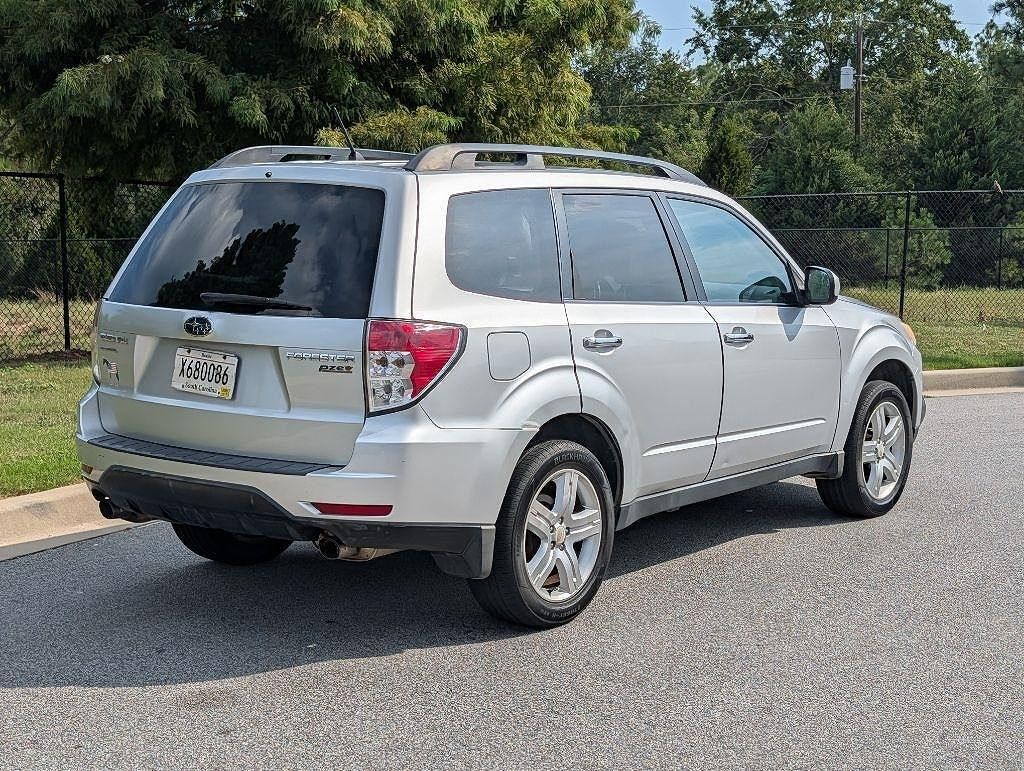2010 SUBARU Forester