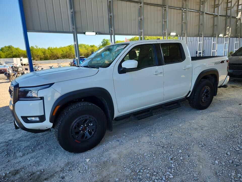 2026 NISSAN Frontier