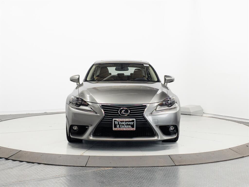2016 Lexus IS