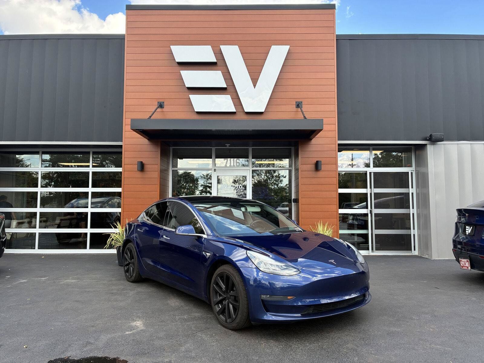 2018 TESLA Model 3