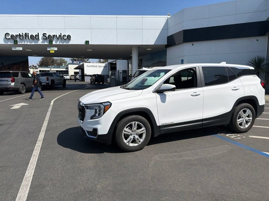 2024 GMC Terrain
