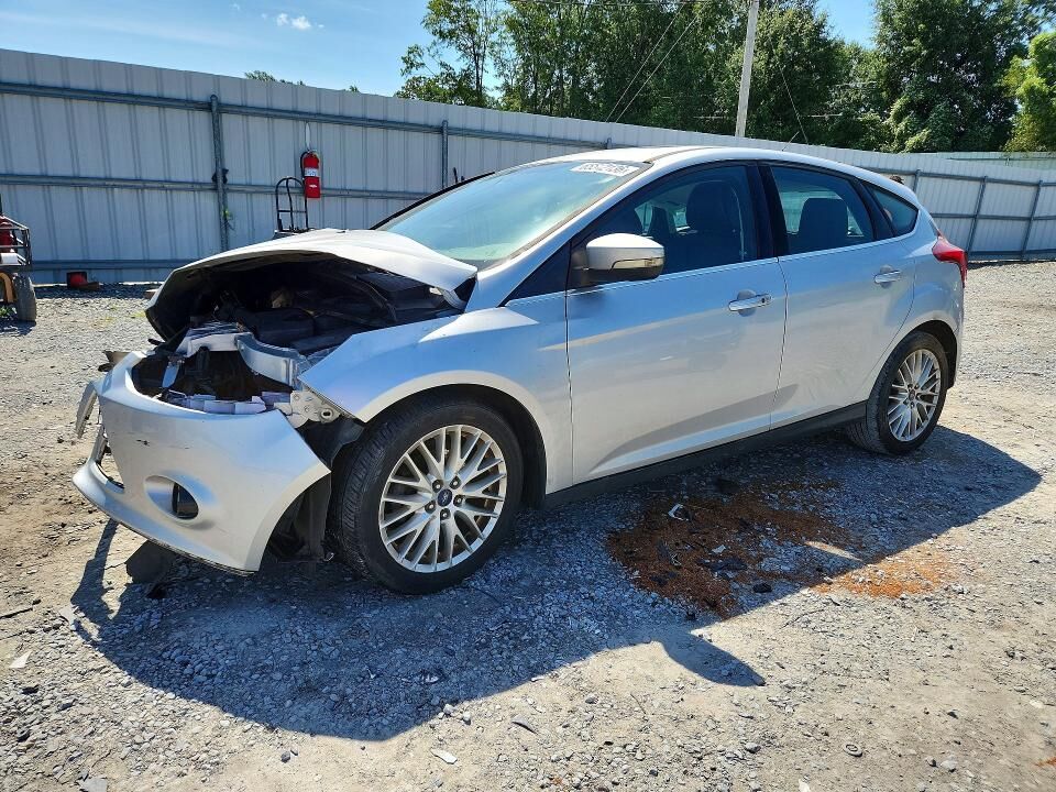 2014 FORD Focus