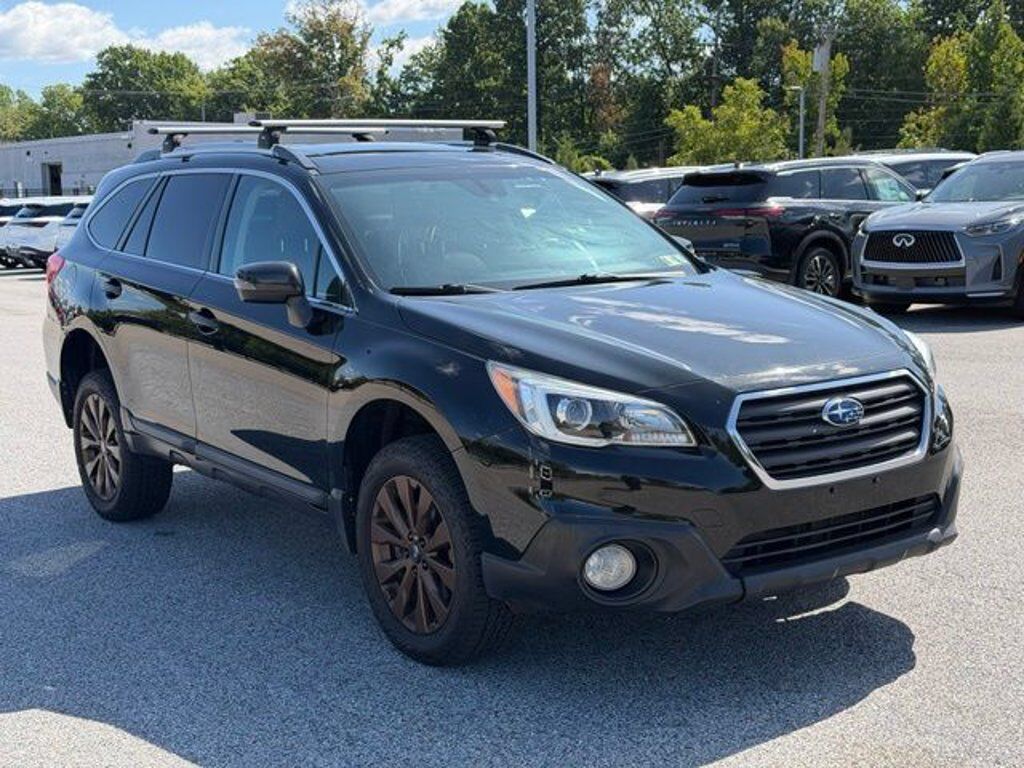 2017 SUBARU Outback
