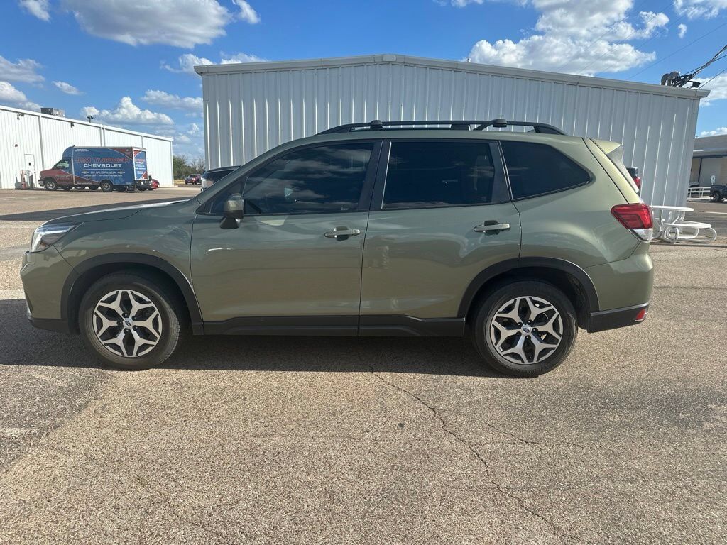 2020 SUBARU Forester