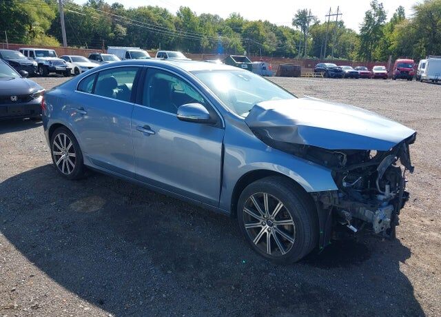 2018 VOLVO S60