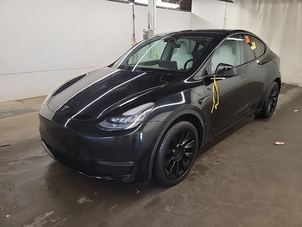 2021 TESLA Model Y