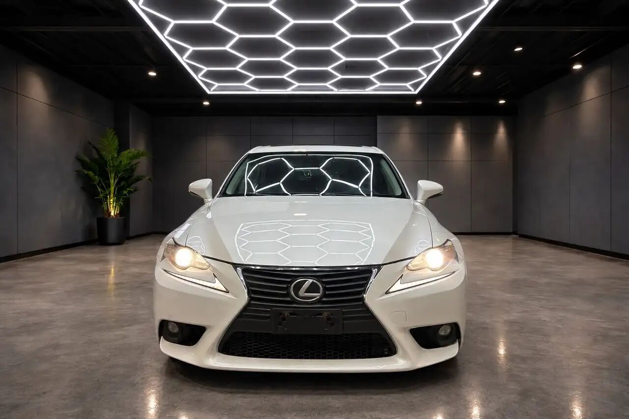 2016 Lexus IS