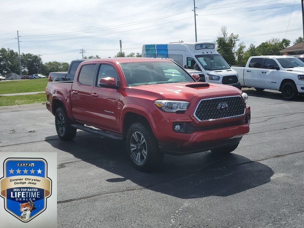 2018 TOYOTA Tacoma