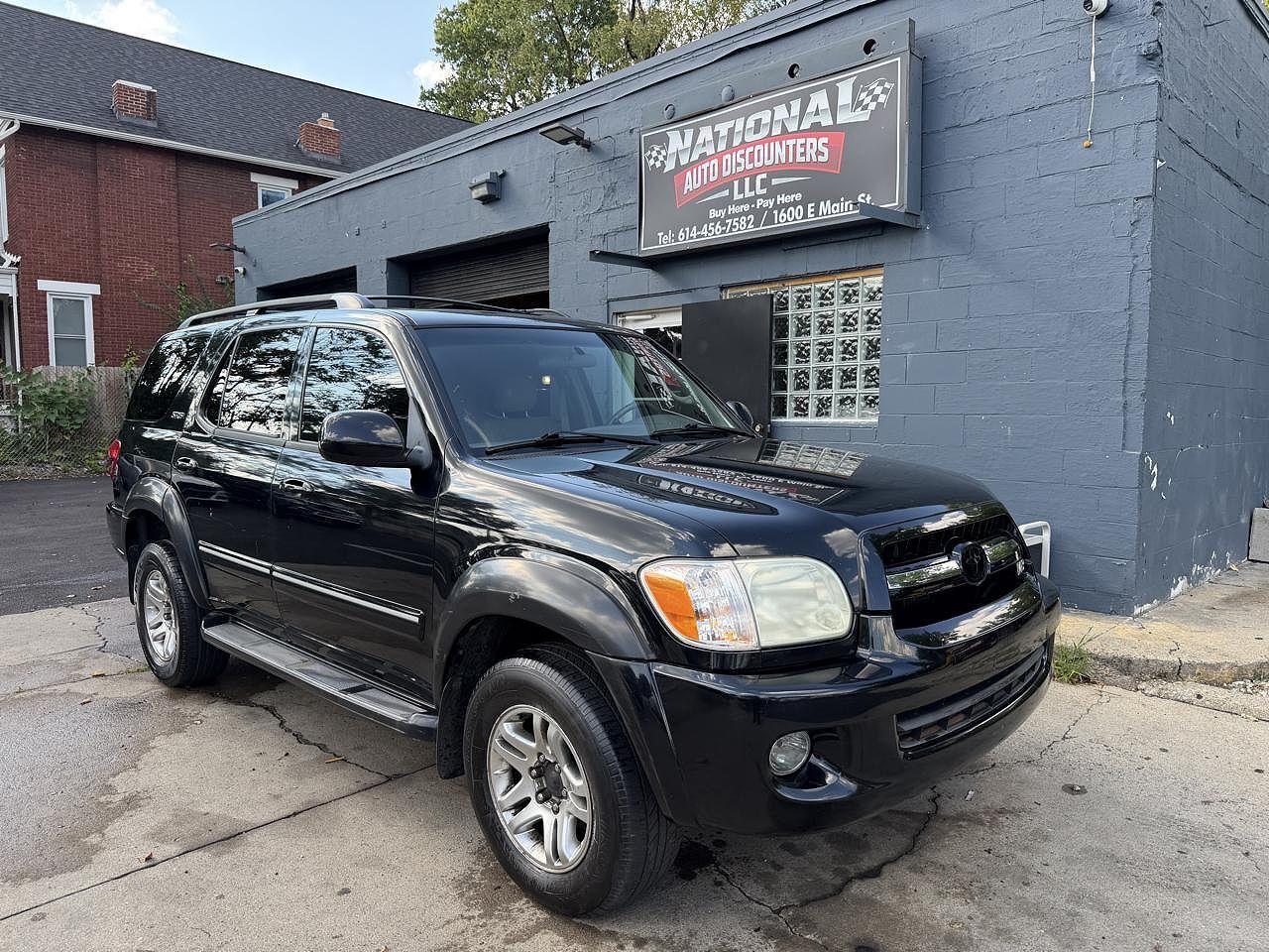 2005 TOYOTA Sequoia