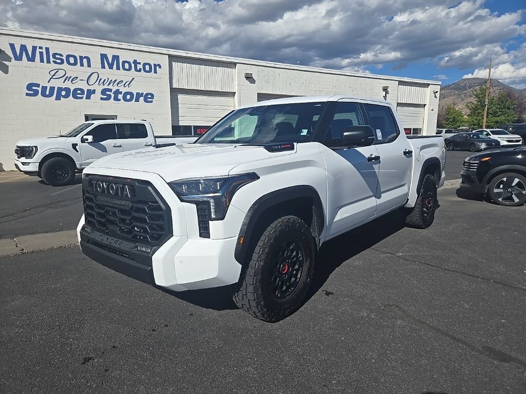 2025 TOYOTA Tundra