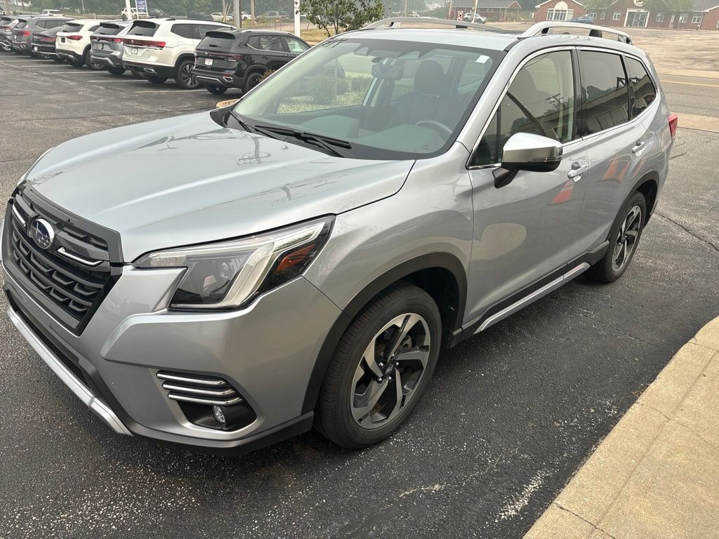 2024 SUBARU Forester