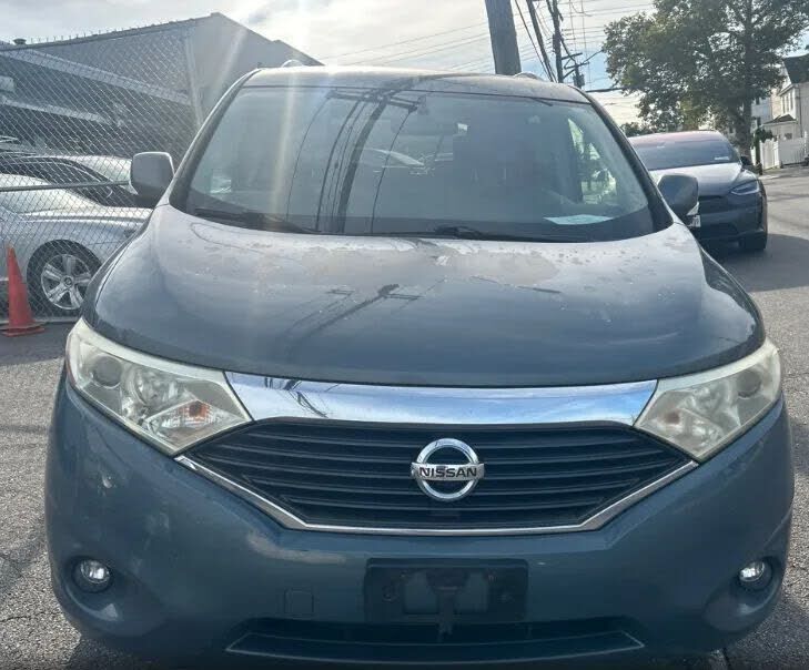 2012 NISSAN Quest