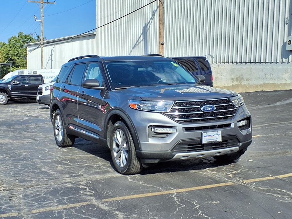 2021 FORD Explorer