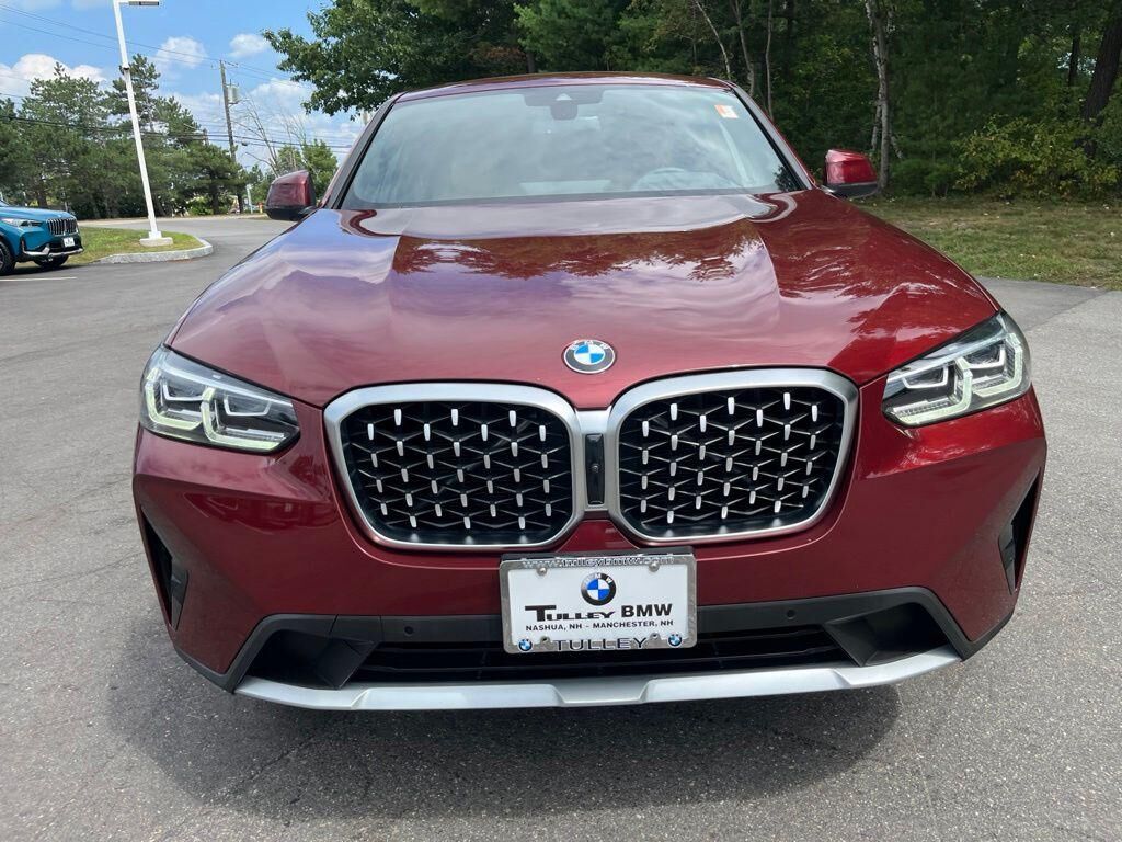 2025 BMW X4