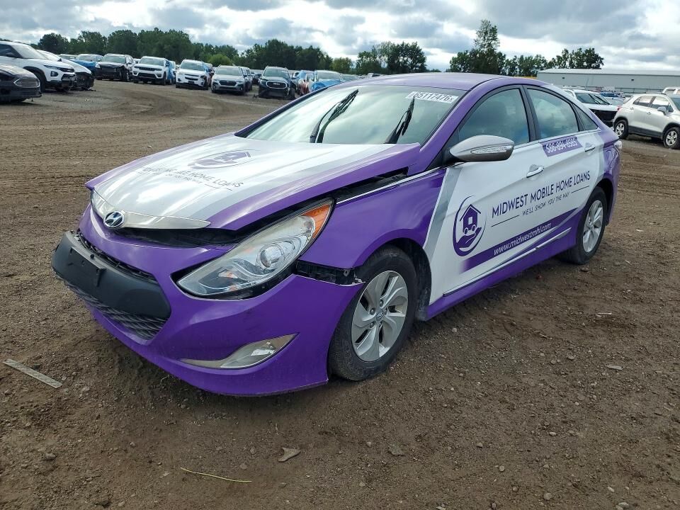 2013 HYUNDAI Sonata