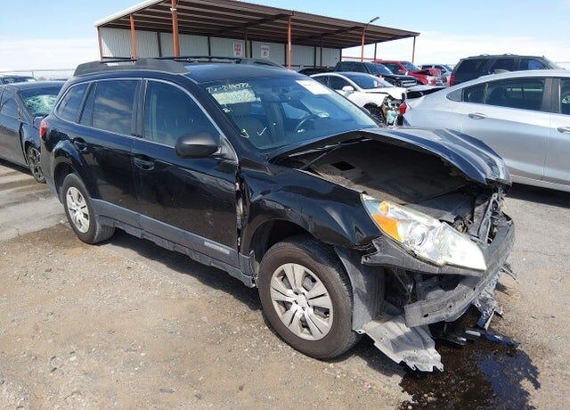 2011 SUBARU Outback