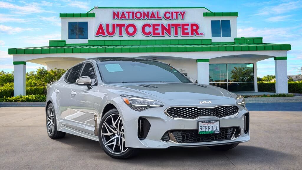 2023 KIA Stinger